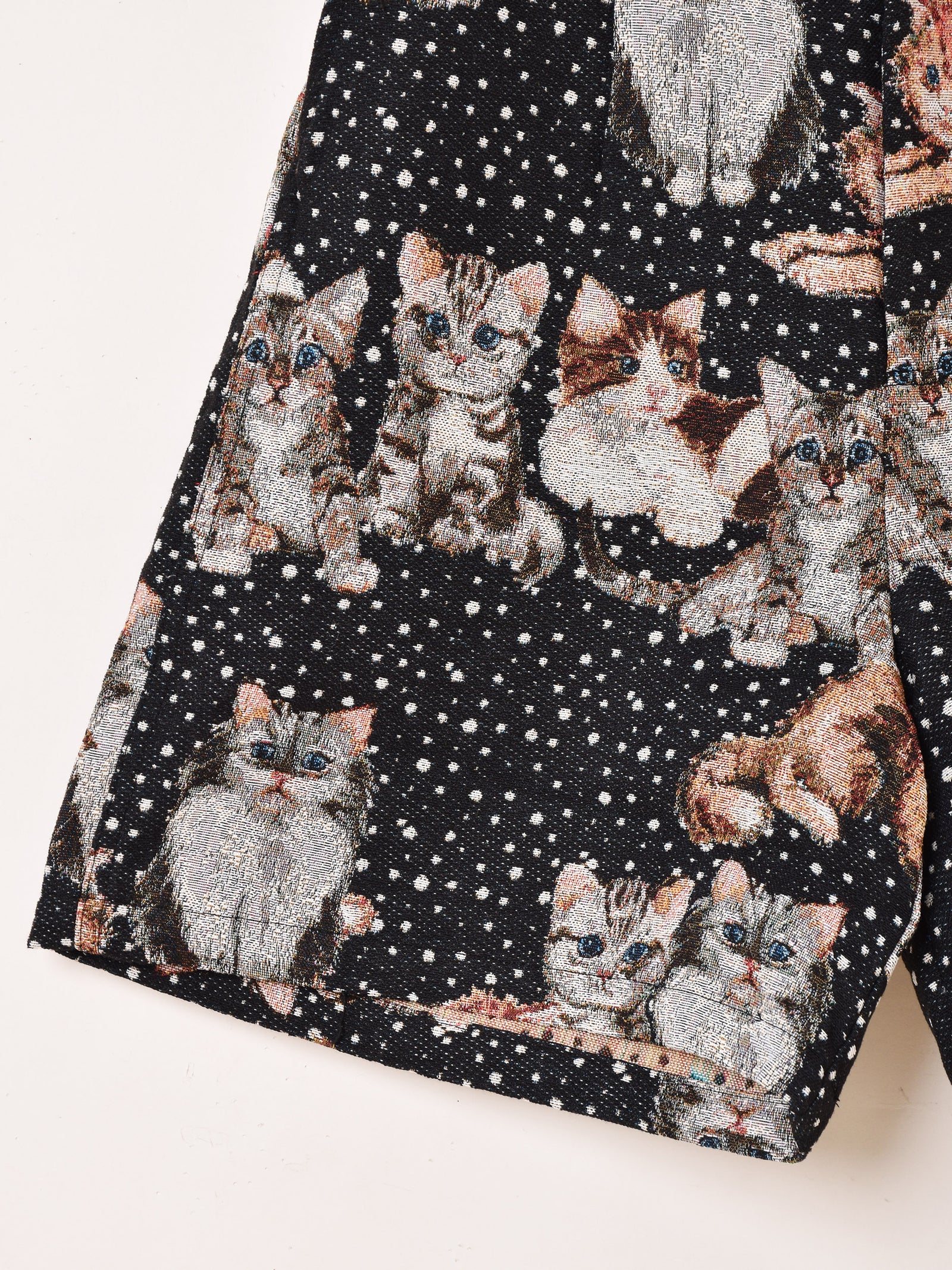 2色展開】Meridian アニマル ゴブラン織り ショートパンツ 猫柄 – 古着