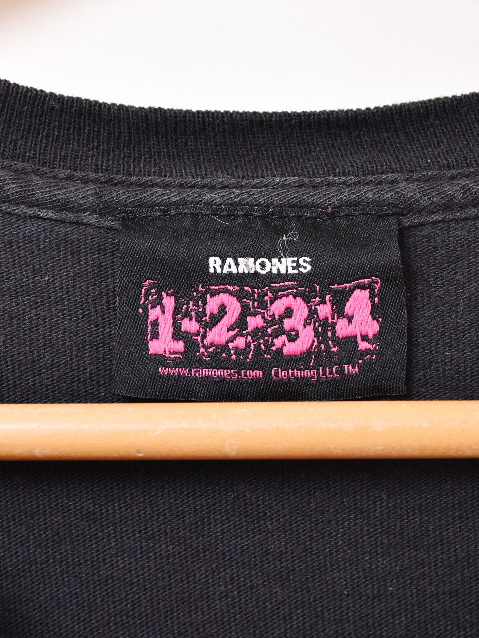 2008's RAMONES バンドTシャツ – 古着屋Top of the Hillのネット通販サイト