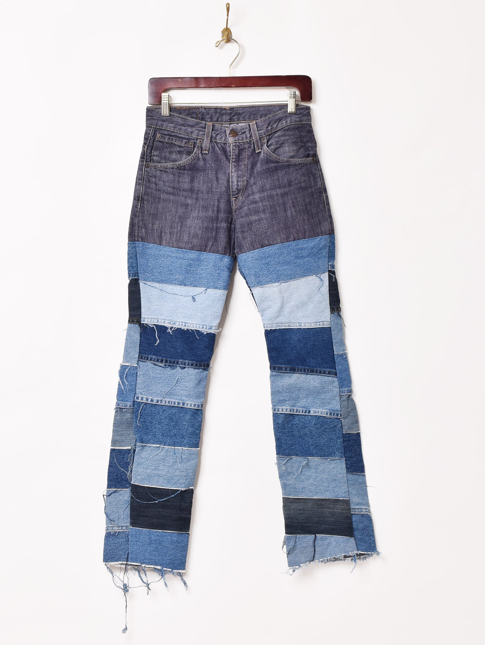 2863 リーバイス　デニム　リメイク　再構築　ジャケット　ロゴ　パッチワーク リーバイス リメイク デニム パンツ 再構築 パッチワーク バギー