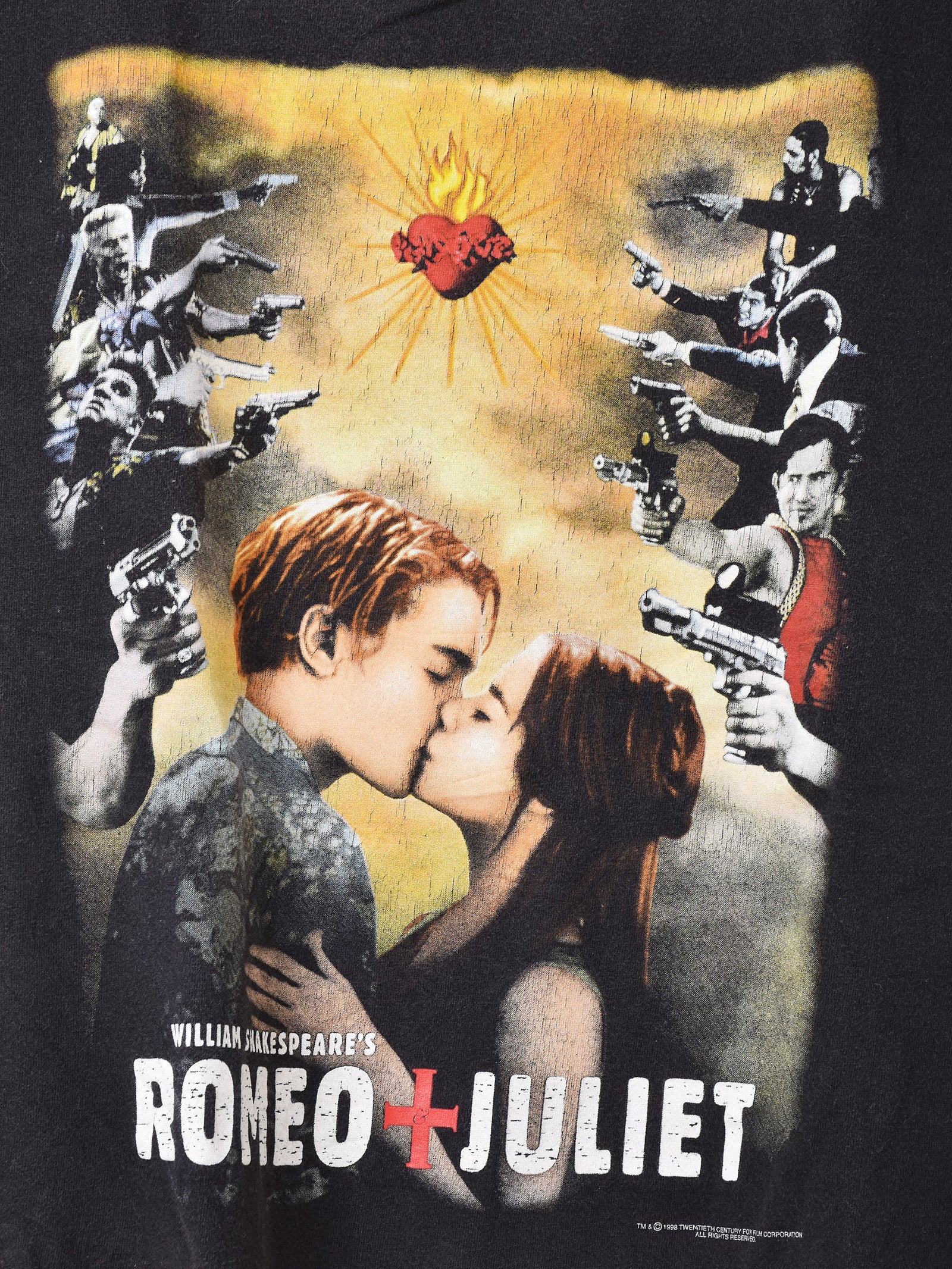 1998's Romeo + Juliet Print T-shirt – 古着屋Top of the Hillの