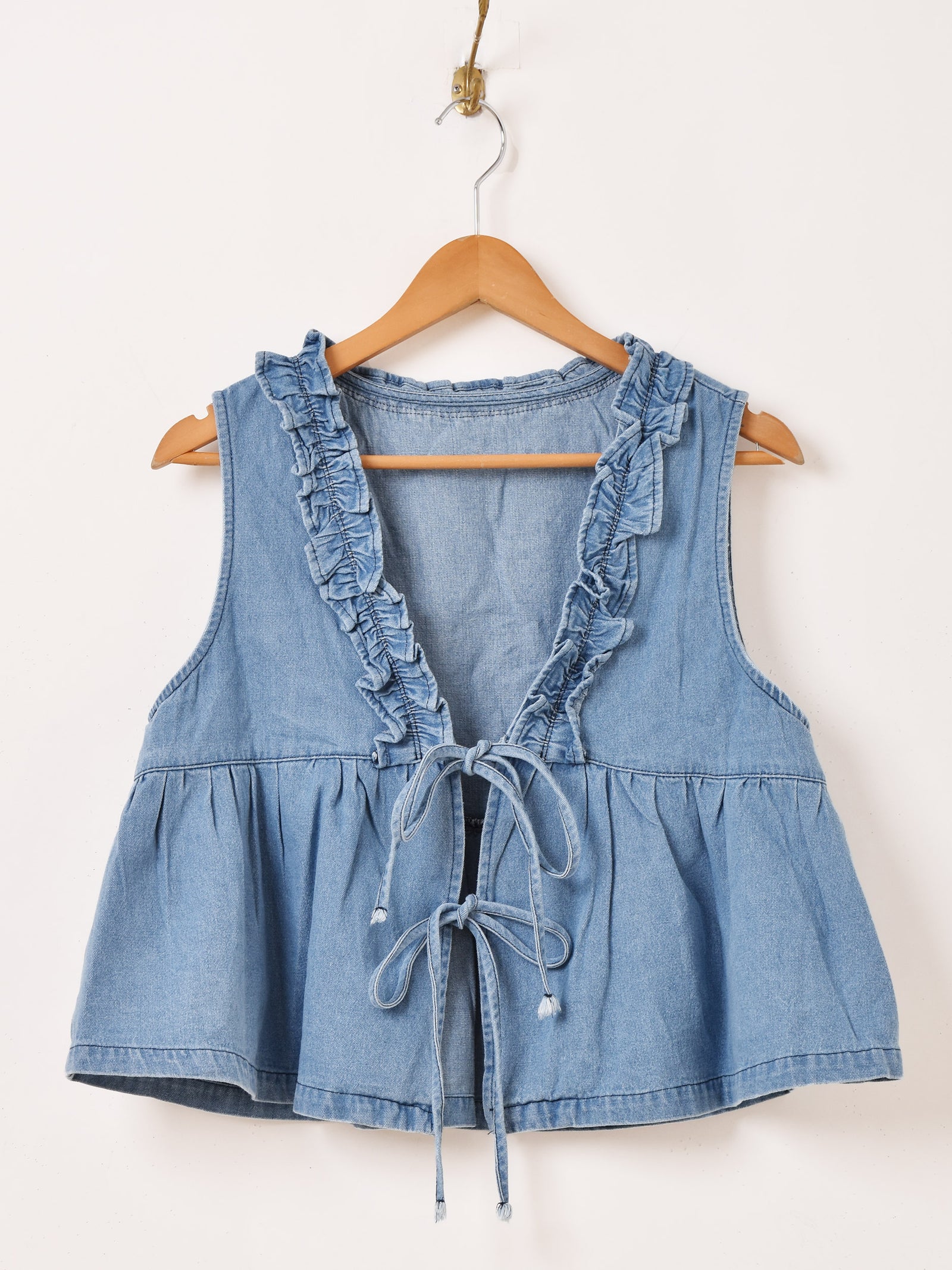 2色展開】Meridian フリル デニム ペプラムベスト – 古着屋Top of the