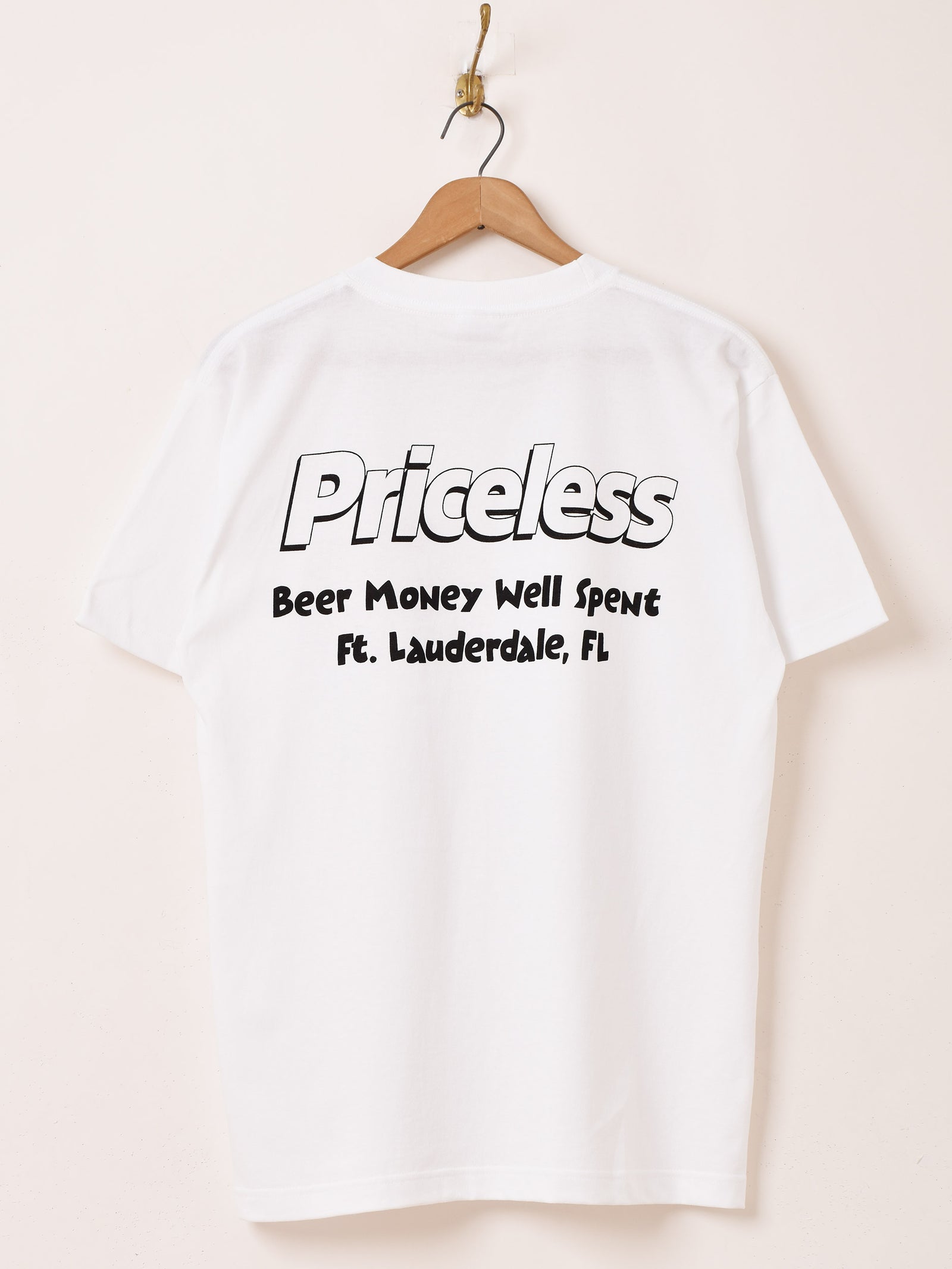 2色展開】 プリントTシャツ「Priceless」 – 古着屋Top of the Hillの 