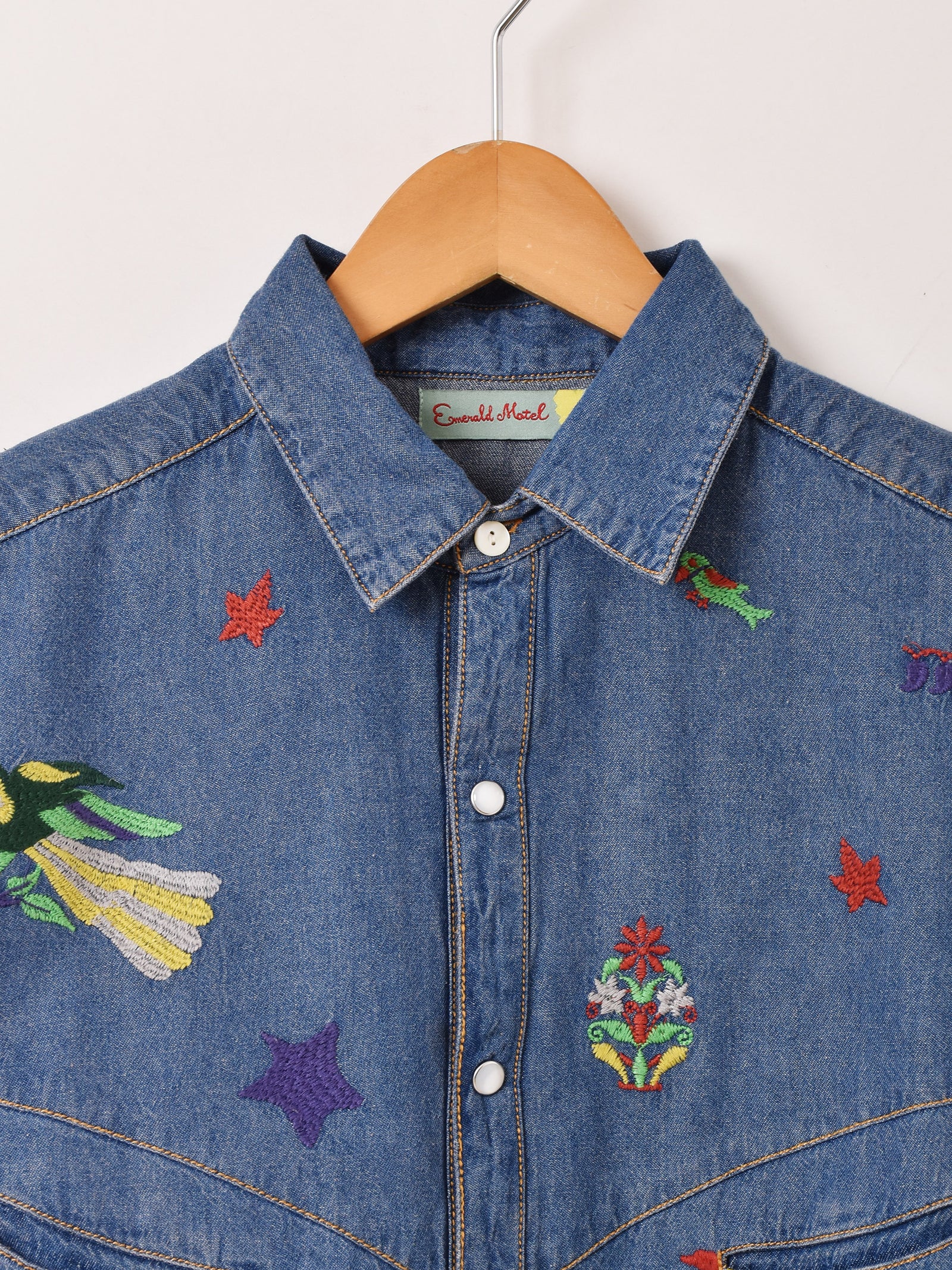 Emerald Motel メキシカン風 刺繍 ウエスタン デニムシャツ – 古着屋