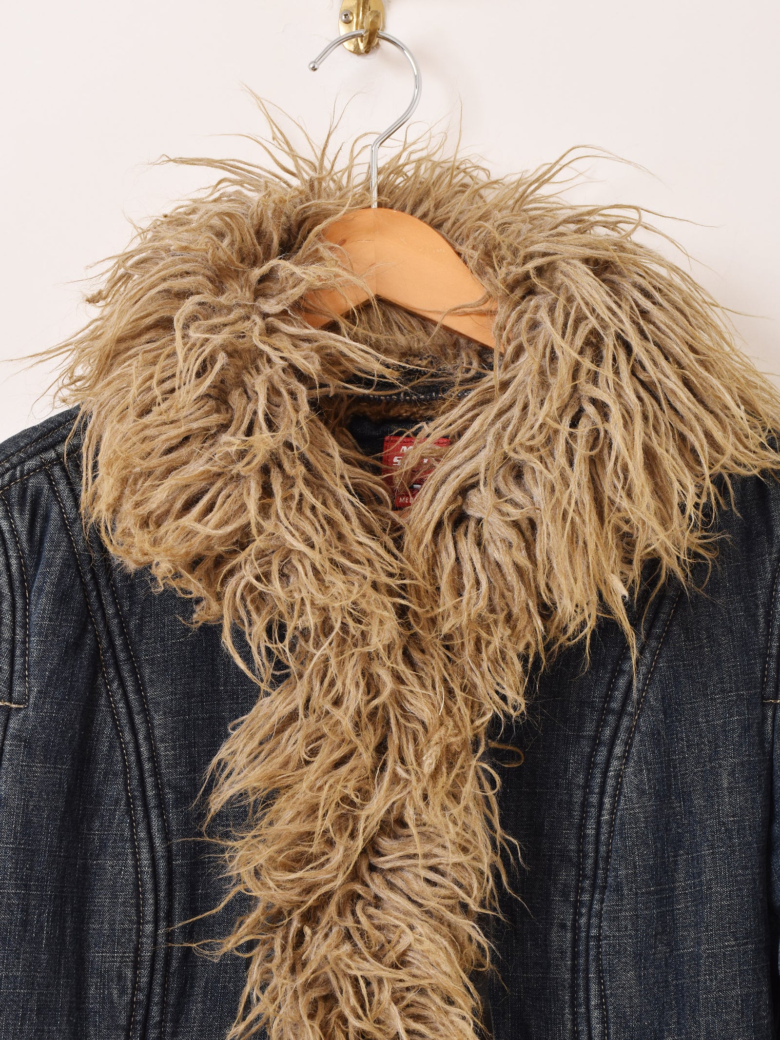 B03_9043_cc7e7e23-d17b-4d9d-