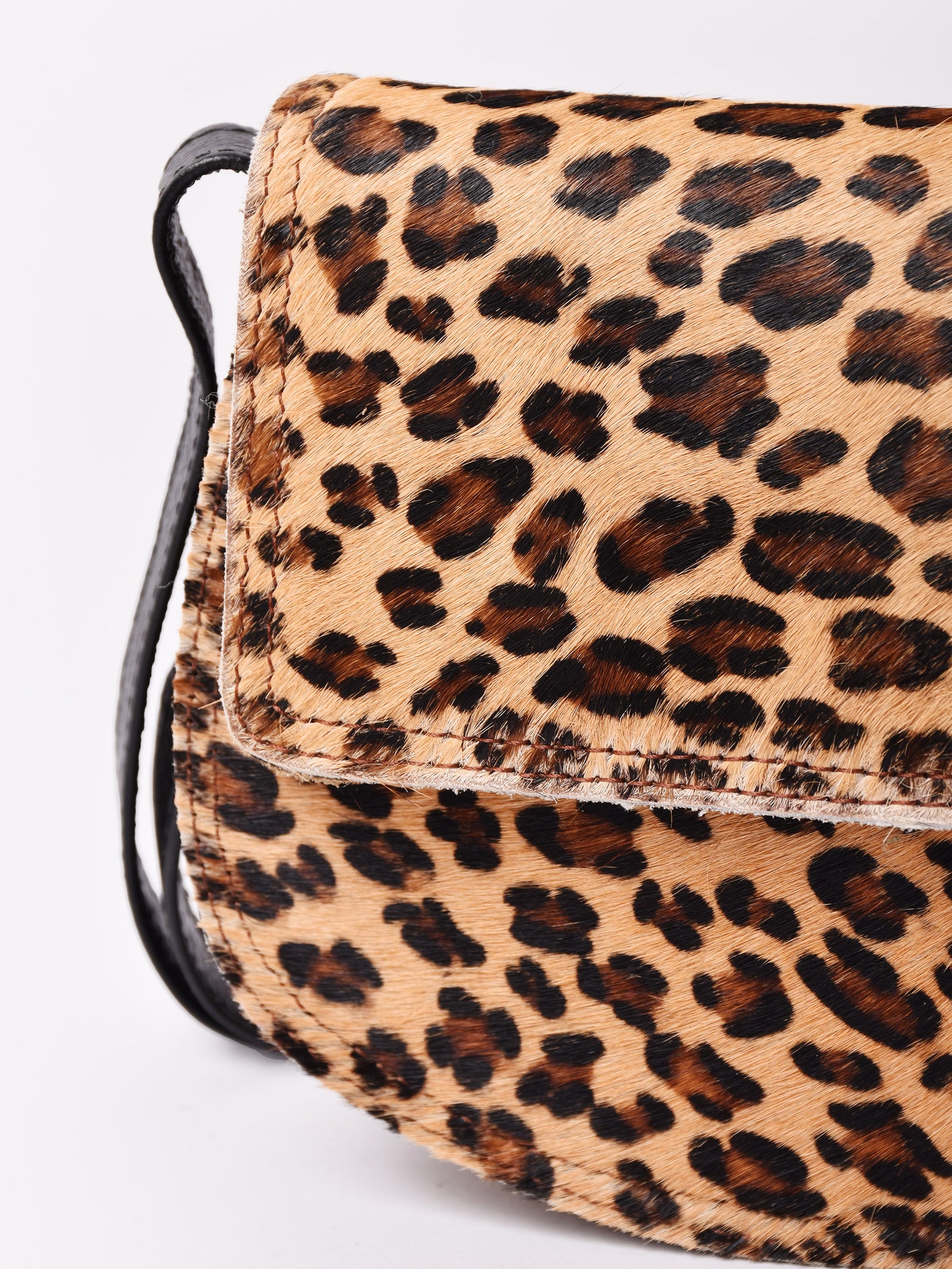 レオパード ラウンド型 ショルダーバッグ – 古着屋Top of the Hillの