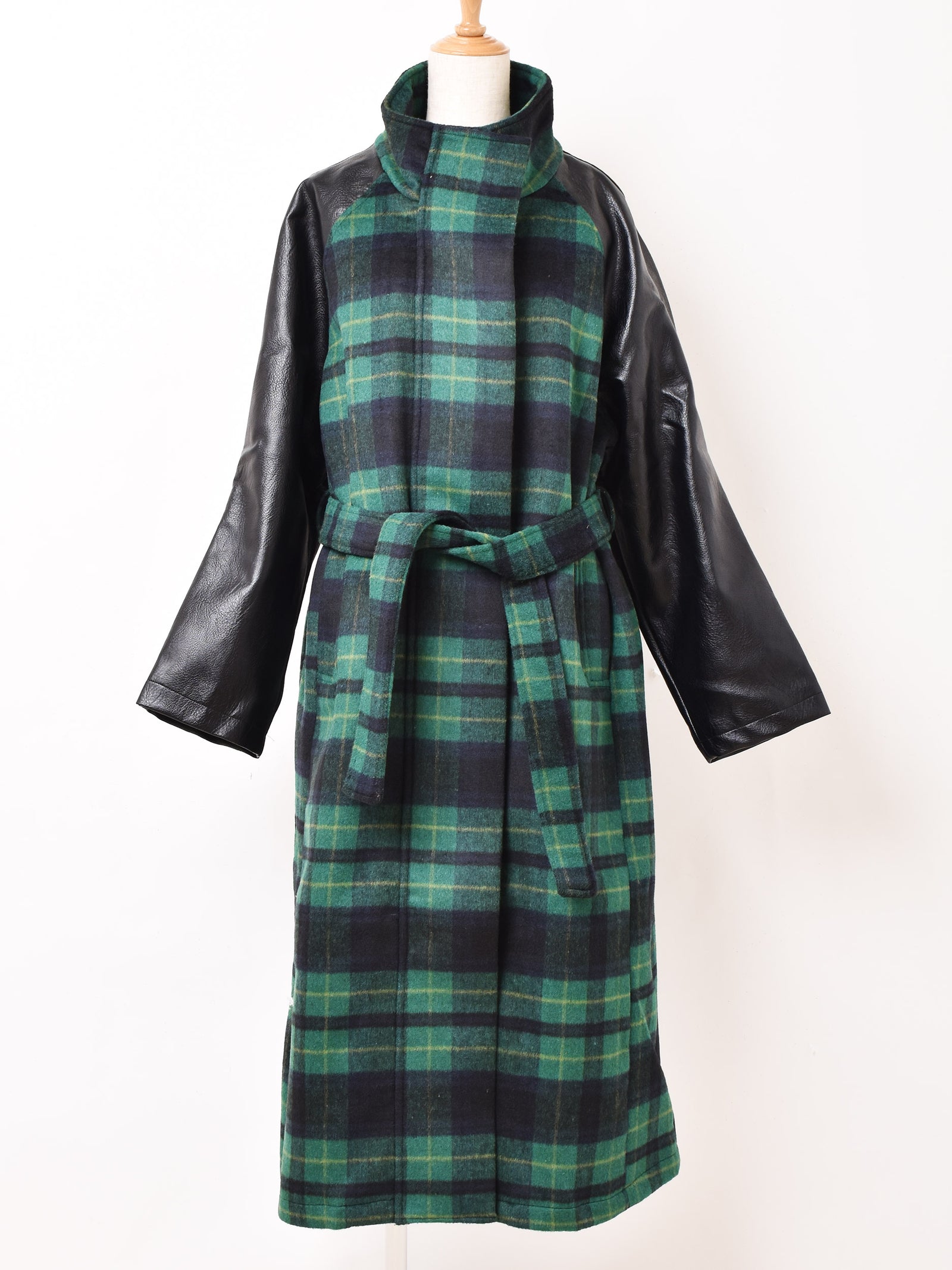 2色展開】Meridian チェック柄 レザースリーブ ロングコート – 古着屋