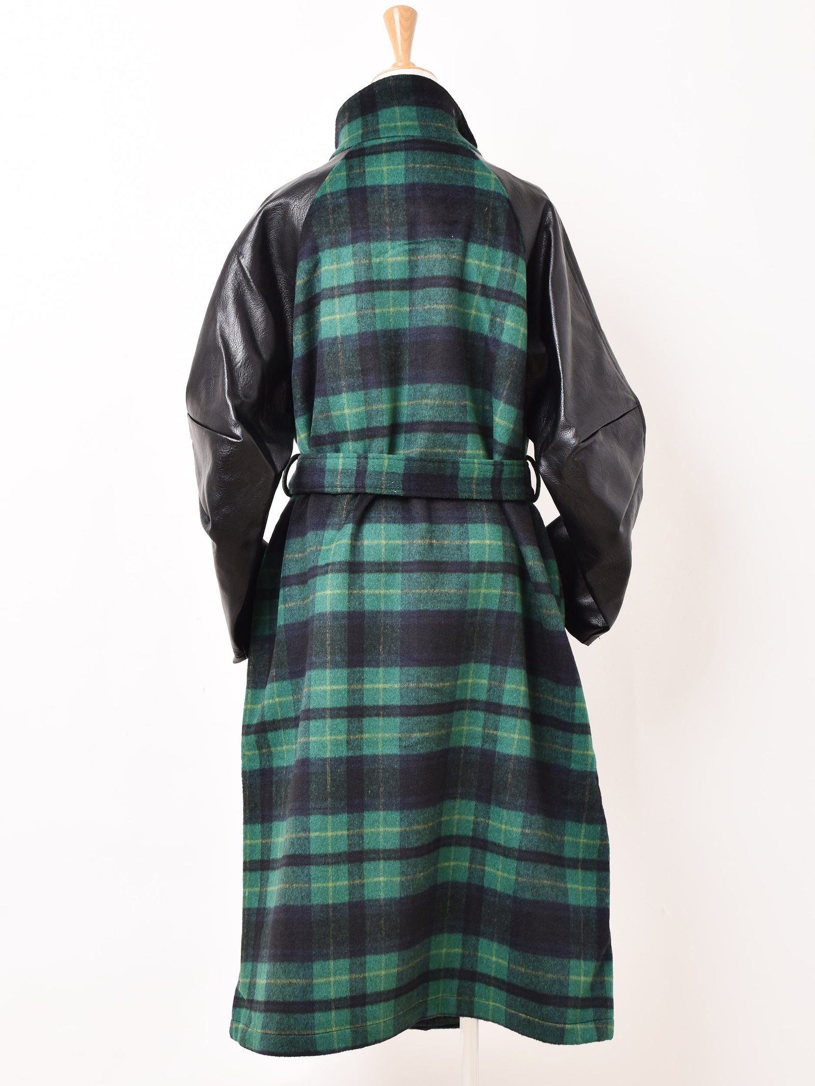 2色展開】Meridian チェック柄 レザースリーブ ロングコート – 古着屋