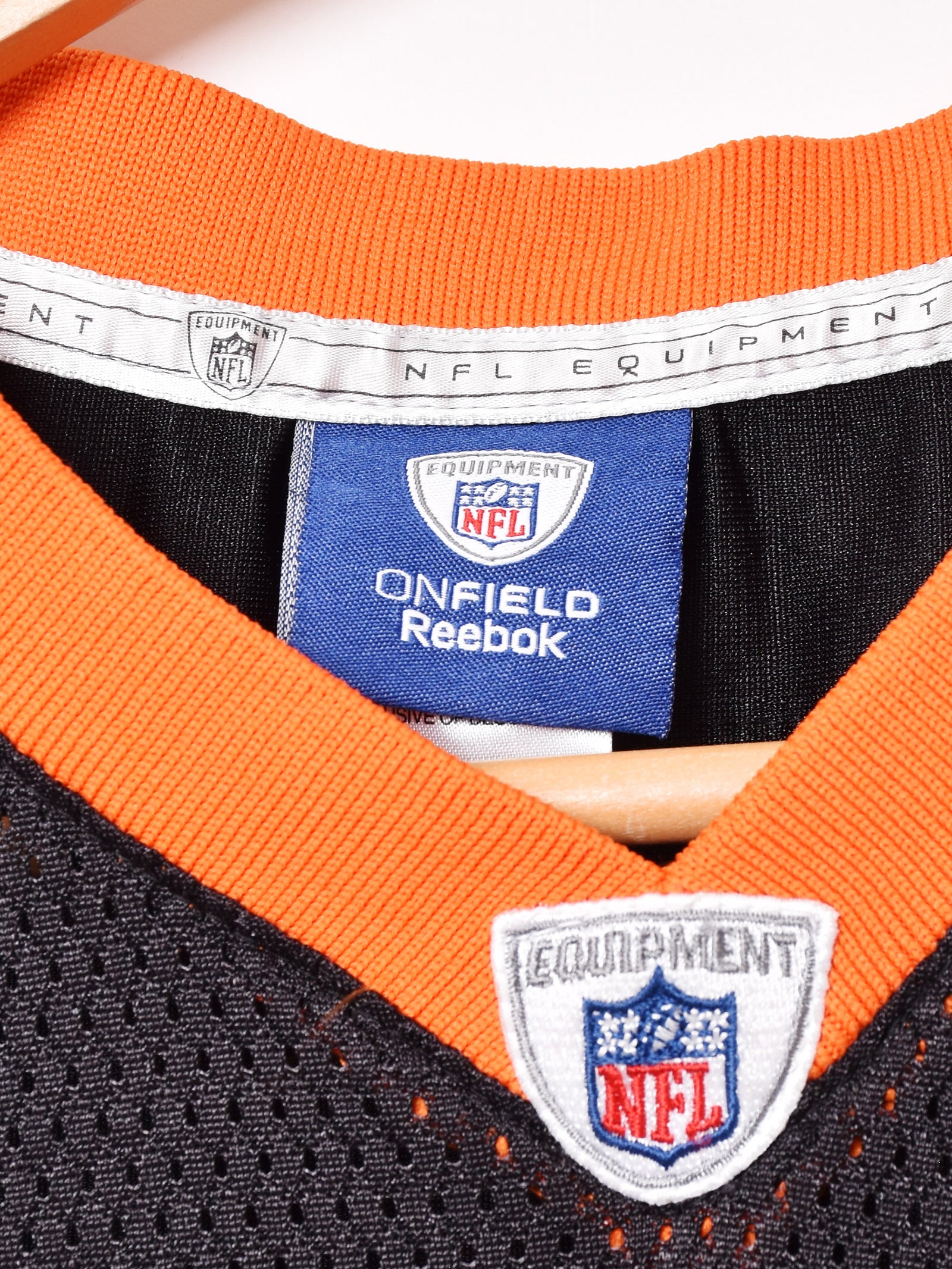 【ゲームシャツ】Tシャツ　リーボック　シンシナティ•ベンガルズ　アメフトシャツ NFL Reebok メンズXXL ゲームシャツ Cジョンソン ベンガルズ 85