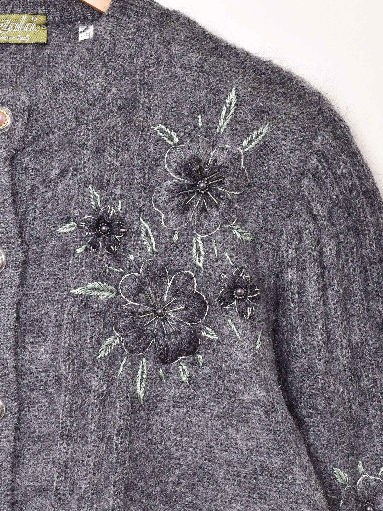 C03_6835_c1230f35-0742-4420-