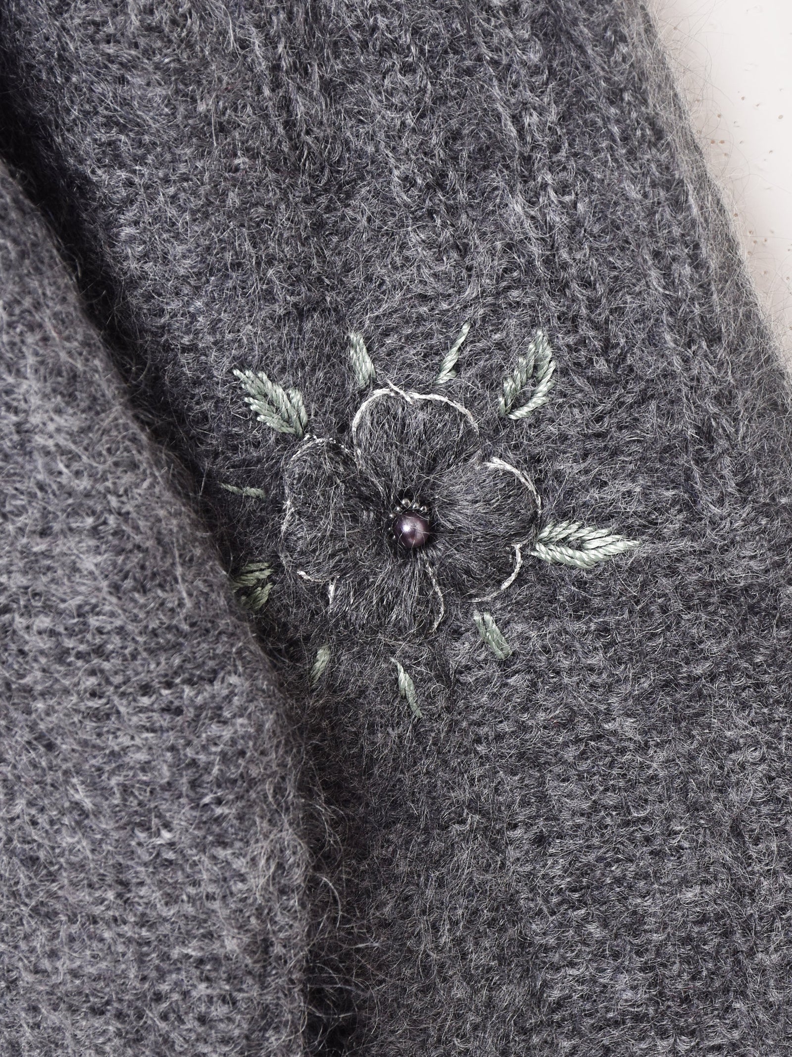 イタリア製 フラワー 刺繍 モヘアカーディガン – 古着屋Top of the