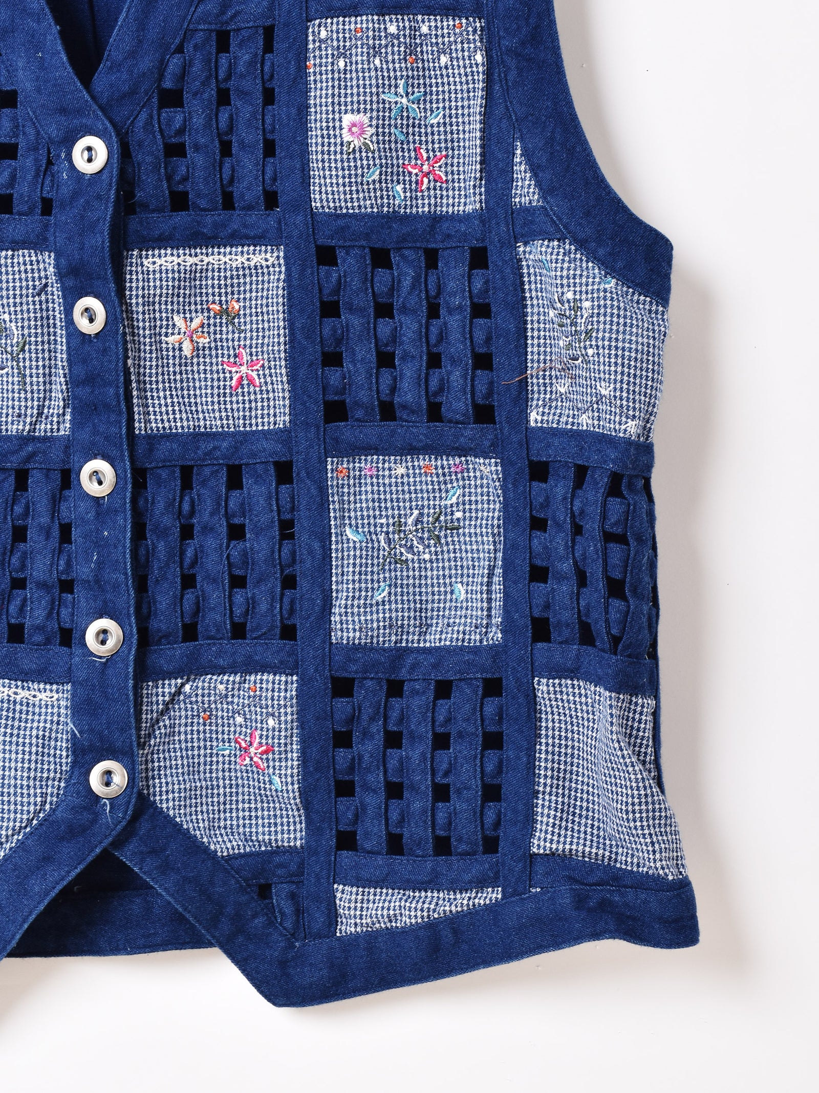 楽天市場】ニット ベスト 花柄 ジレ 刺繍 レース ベスト 不規則