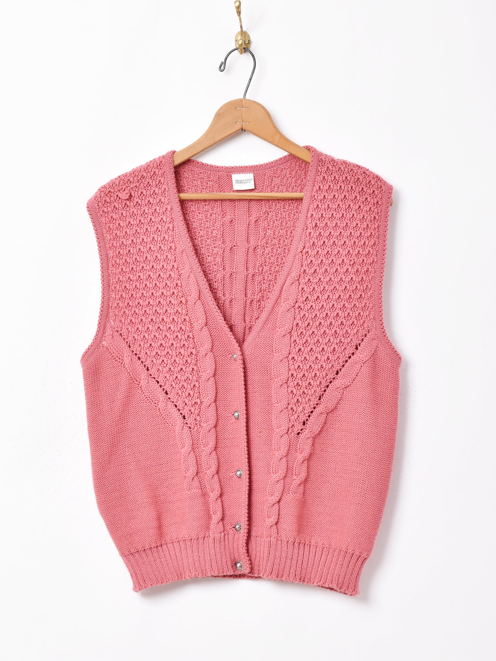 ベスト ピンク A03_2859_1600x.jpg?v=1620883479