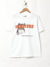 HOOTERS プリントTシャツ