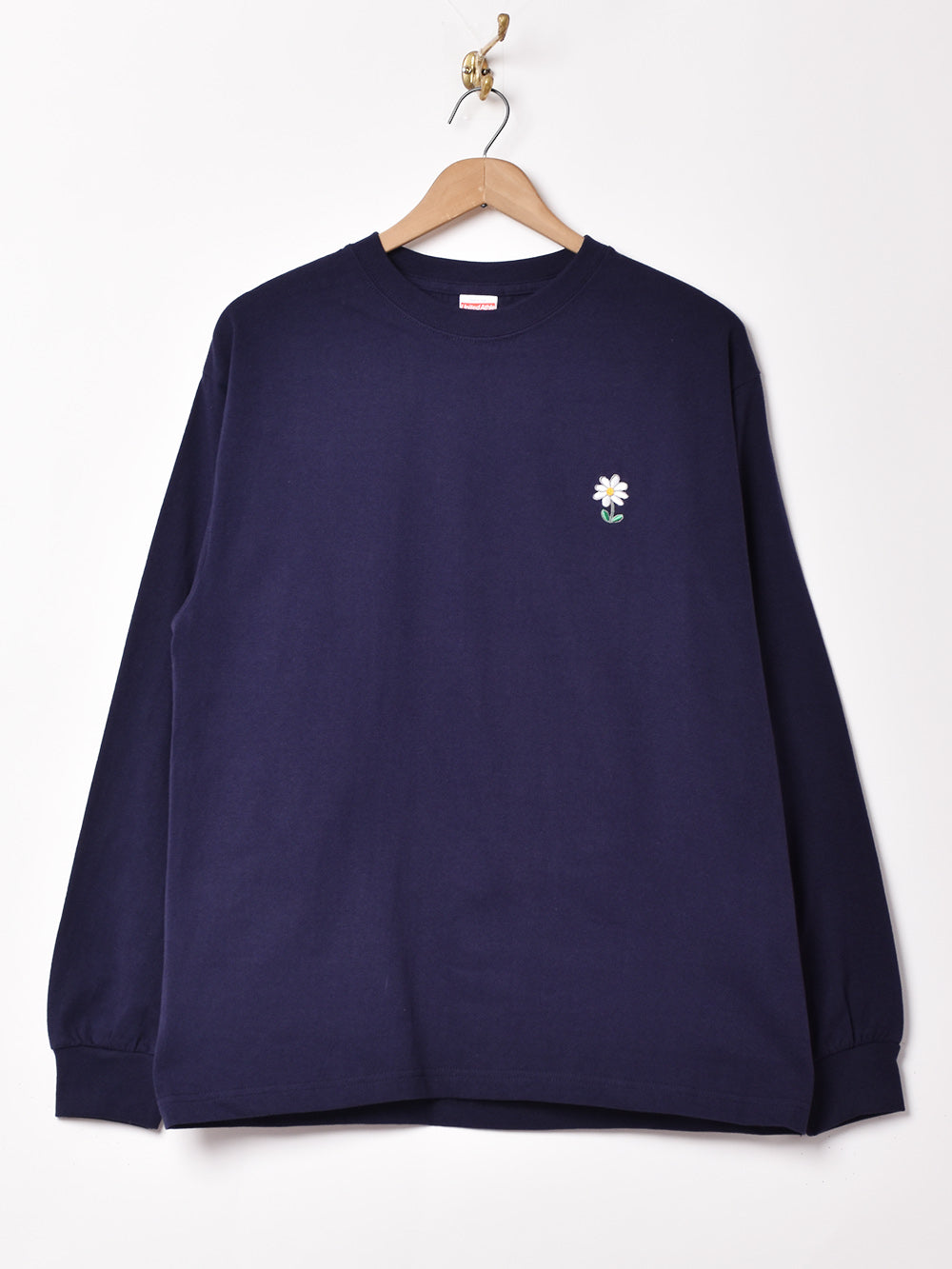 3色展開】 ワンポイント 刺繍 フラワー ロングスリーブTシャツ