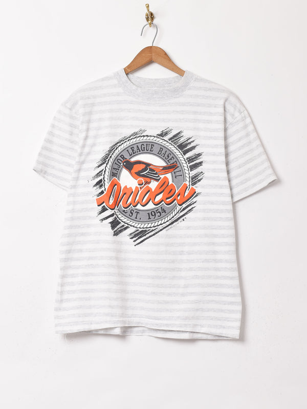 アメリカ製 Orioles ボーダープリントTシャツ