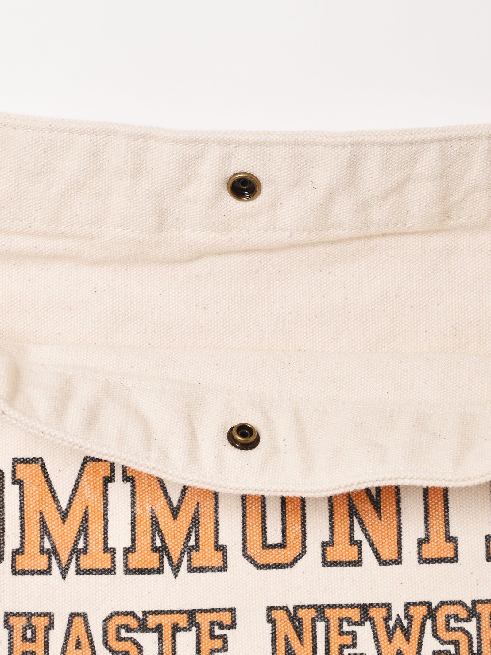 ニュースペーパーバッグ【COMMUNITY】 – 古着屋Top of the Hill
