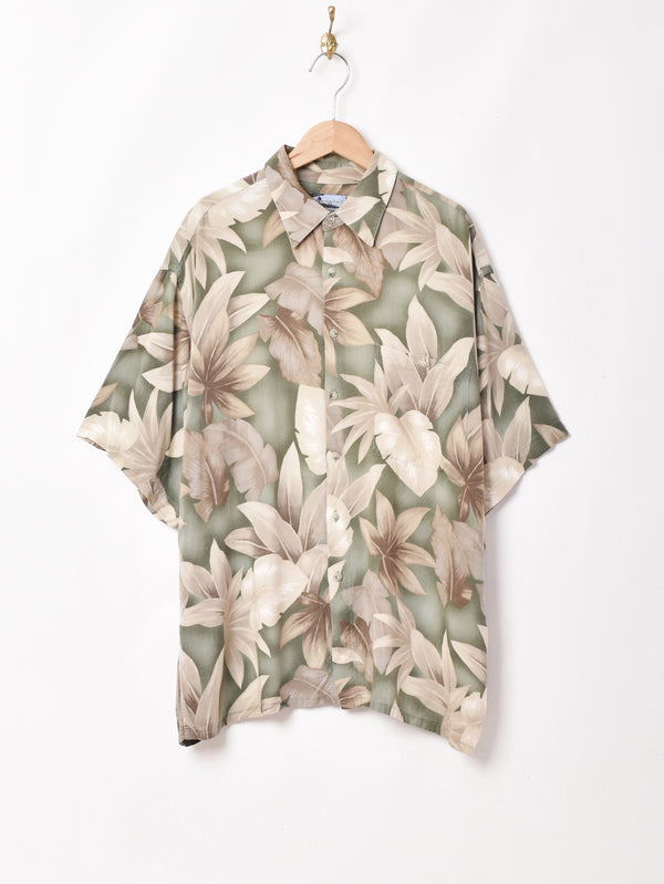 ハワイアン柄 半袖シャツ