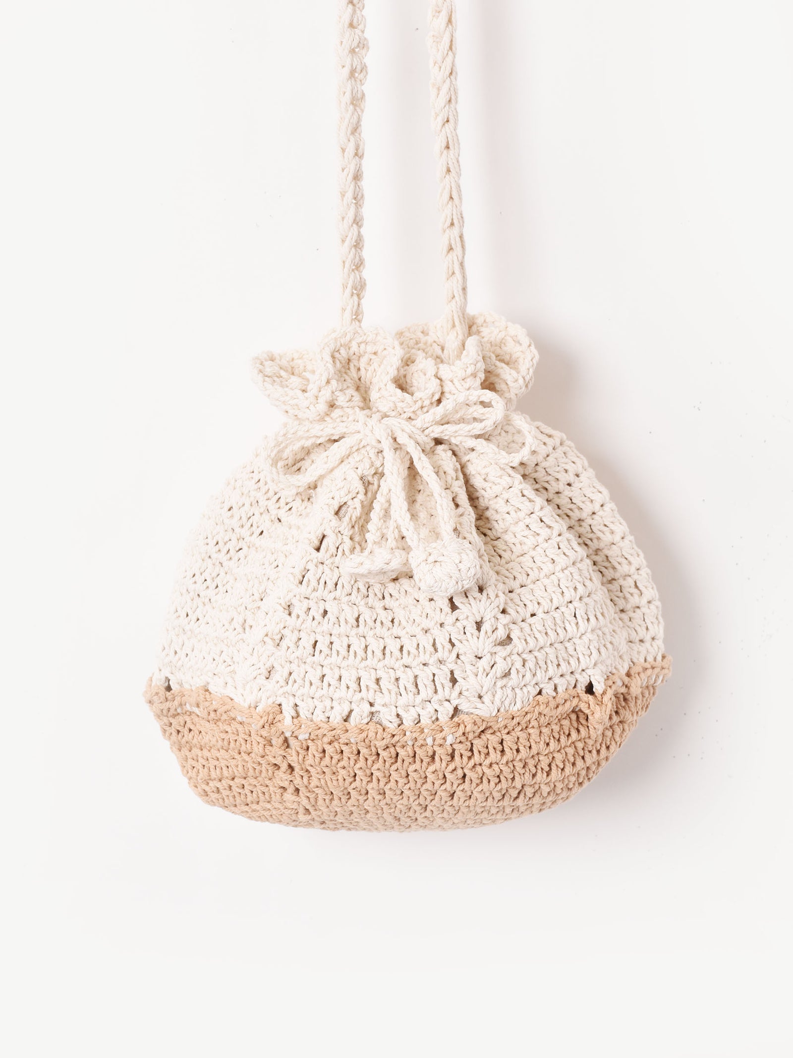 フリー出品①チャイブ　マロンロゼ　あおり巾着ショルダーバッグ imgrc0118250379.jpg