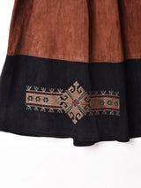 スエード 刺繍 フレアスカート