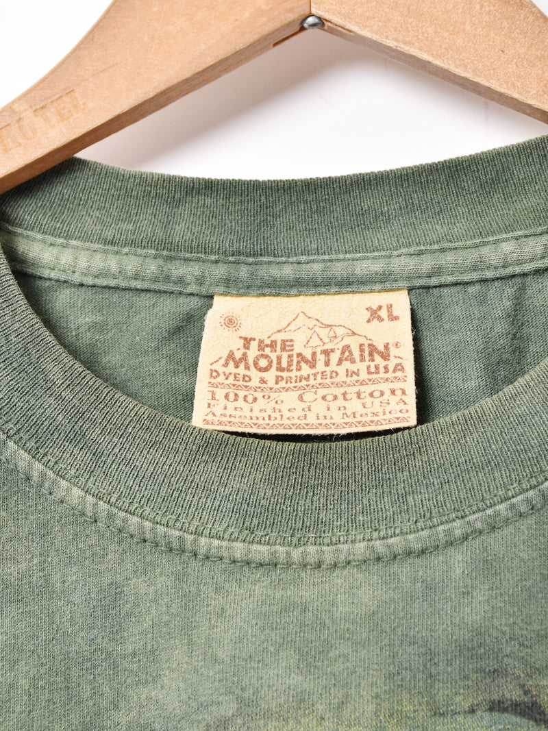 The Mountain プリントTシャツ