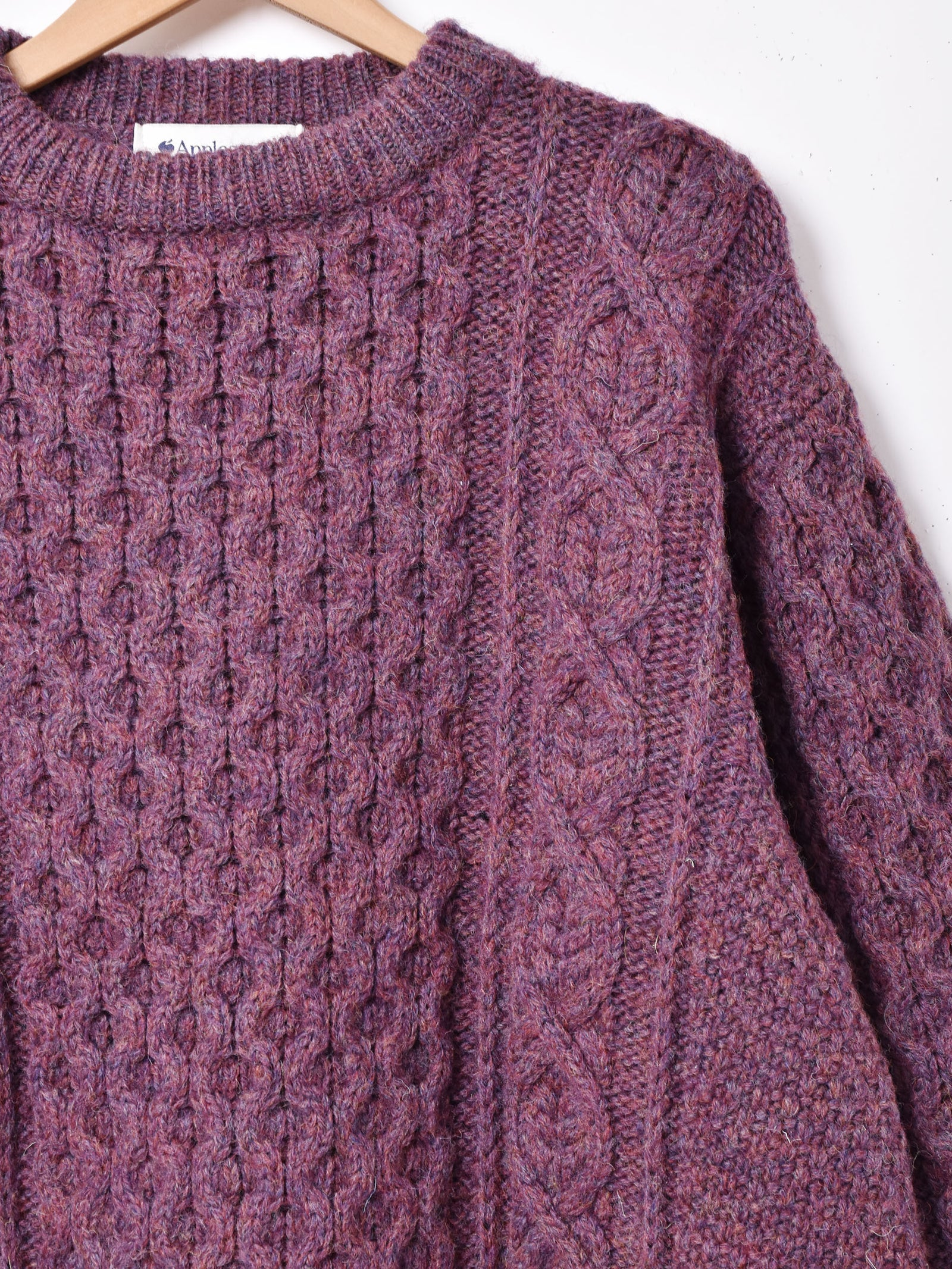 ビンテージ　アイルランド製　ウールニット　パープル アイルランド製 パープル アランセーター – 古着屋Top of the Hillの