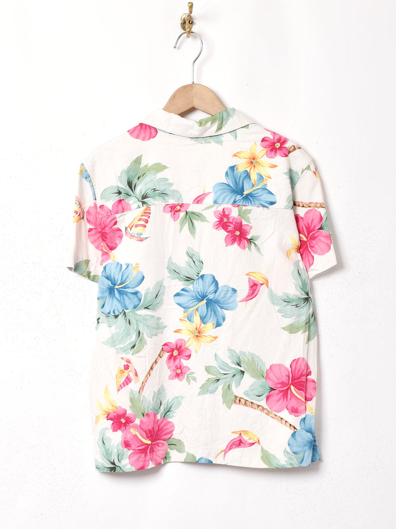 ハワイアンシャツ