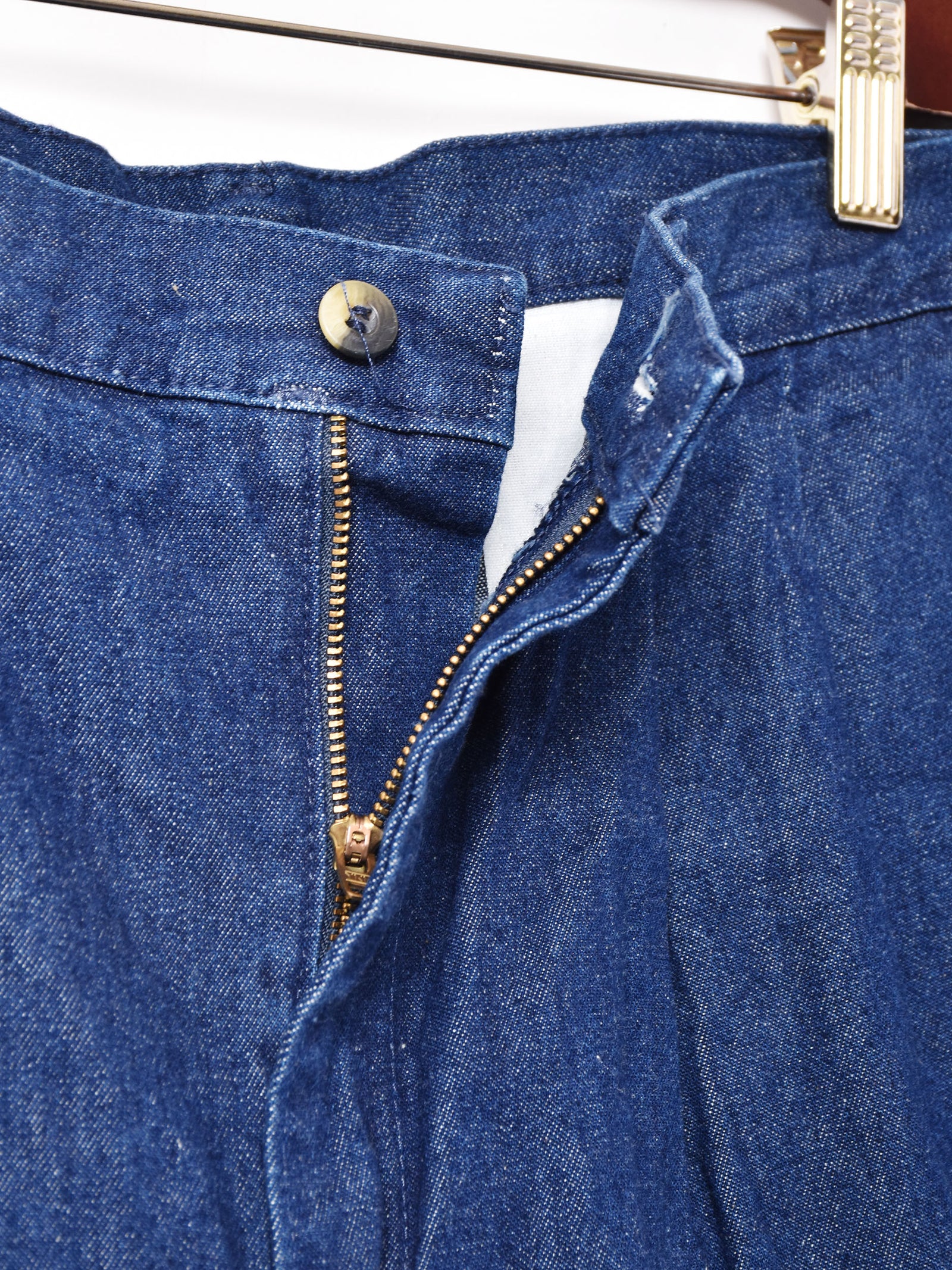 ＜H＞デニムタックショートパンツ タック入り デニムショートパンツ W33 – 古着屋Top of the Hill