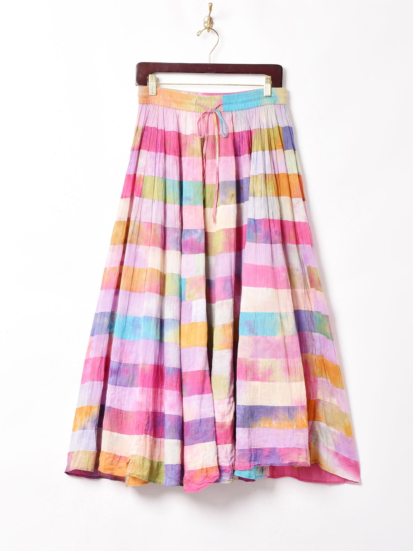 みなとのてんらんかい　英国ティスト　 パッチワークスカート 花柄 パッチワークスカート – 古着屋Top of the Hillのネット