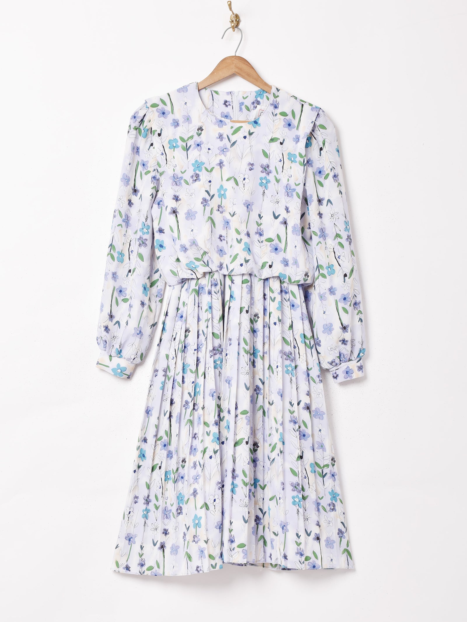 花柄 長袖 ワンピース 中古 楽天市場】新品【中古】ザラ ZARA チロリアン刺繍ワンピース