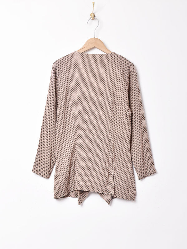 ノーカラーダブルボタントップス