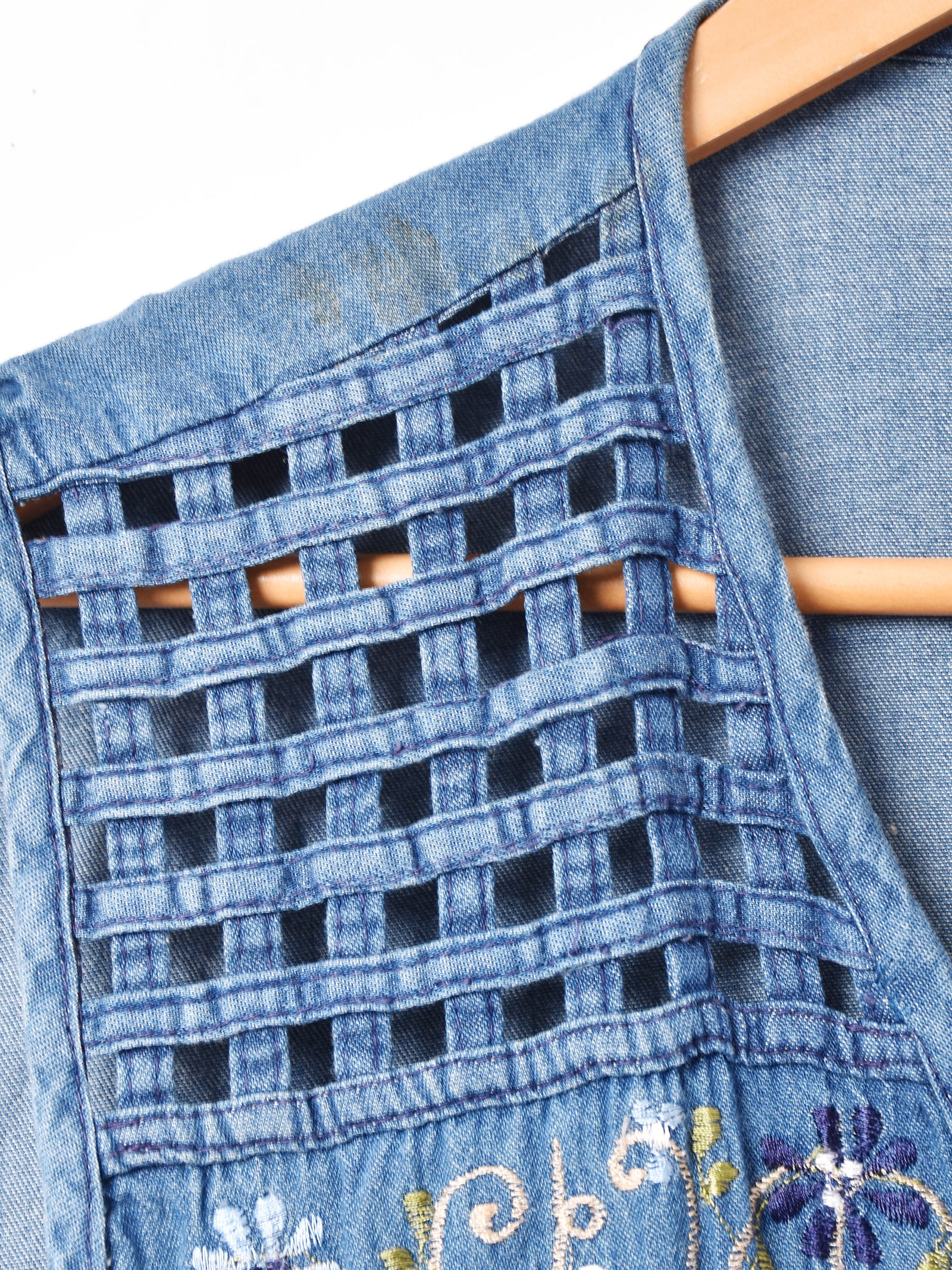 刺繍入り デニムメッシュベスト – 古着屋Top of the Hillの