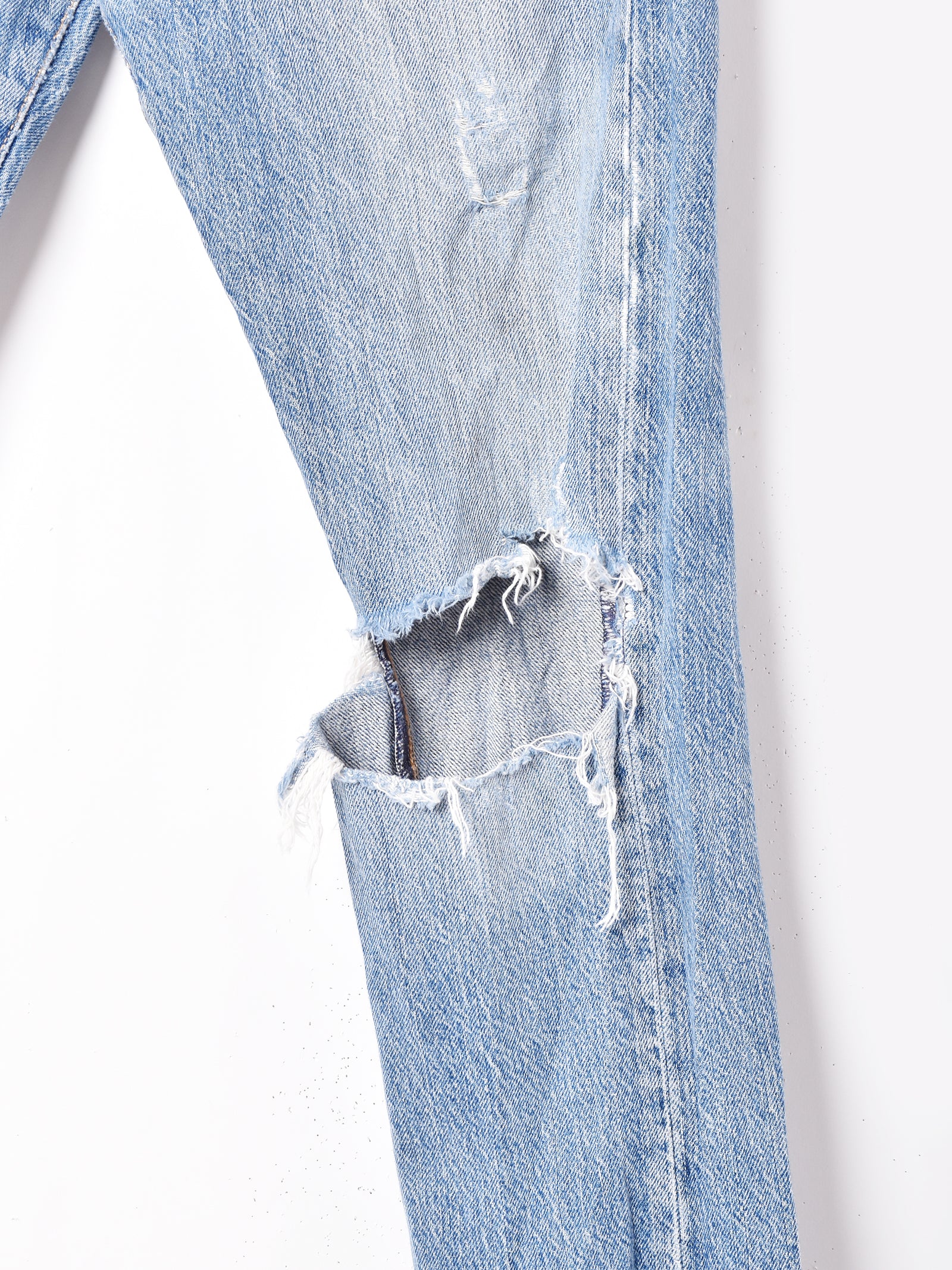 B03_8799_657408ee-dae6-44e1-