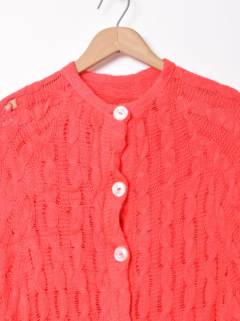 ケーブル編み ニットポンチョ