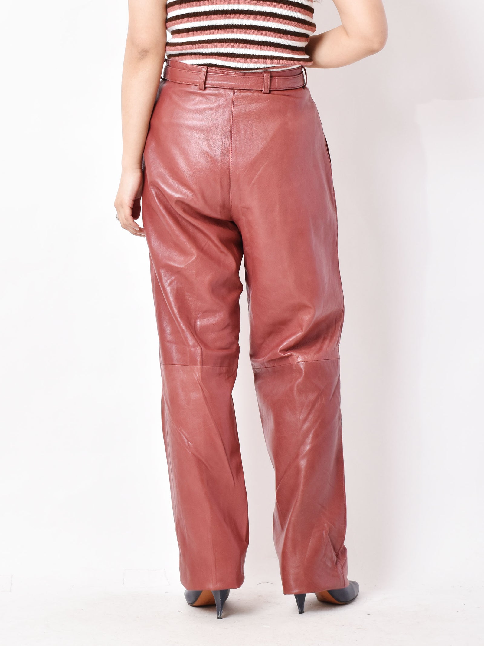 2タック ベルトつきレザーパンツ レッド W29 – 古着屋Top of the Hill
