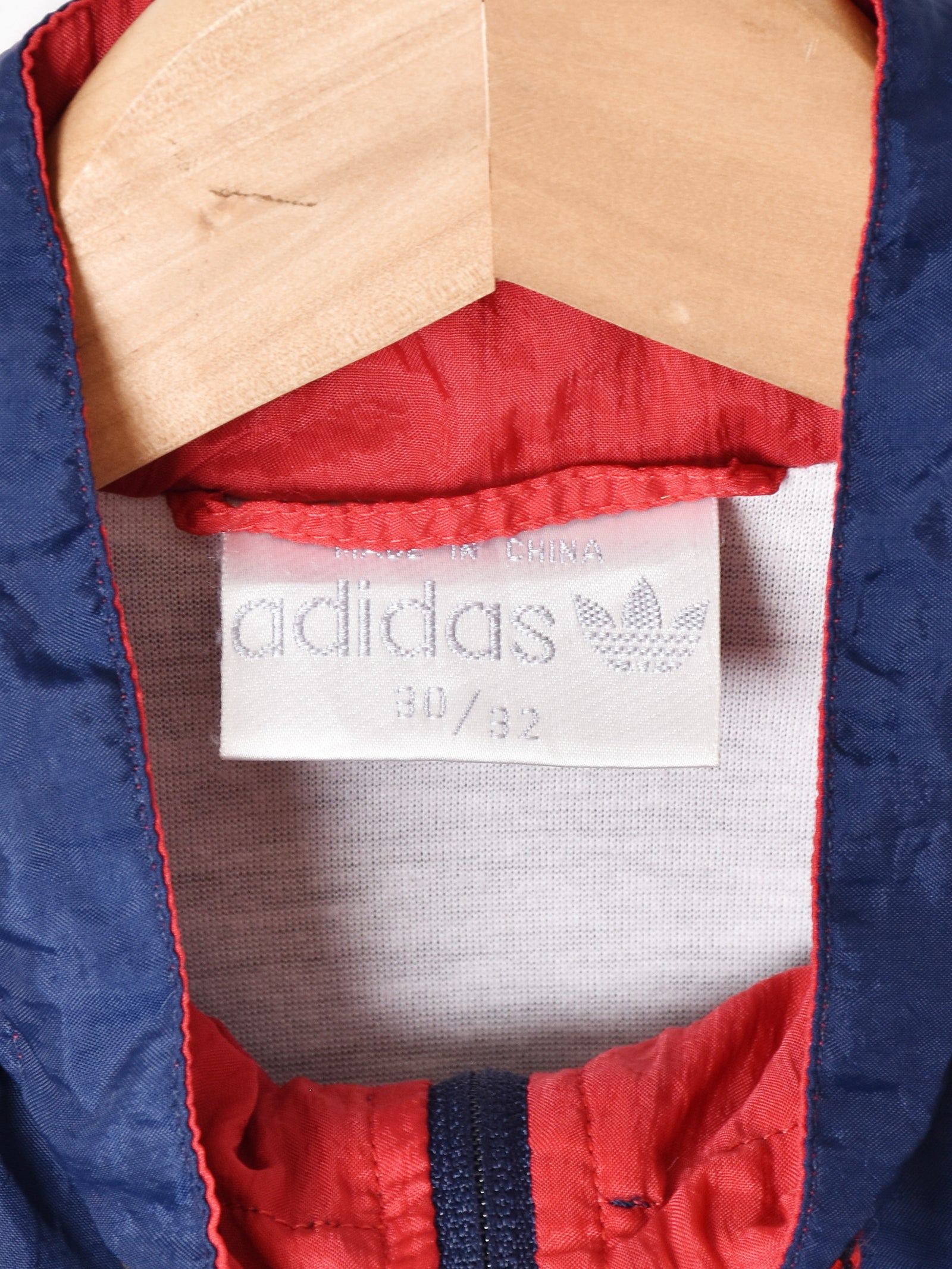 adidas Arsenal FC ラインデザイン ナイロンジャケット – 古着屋