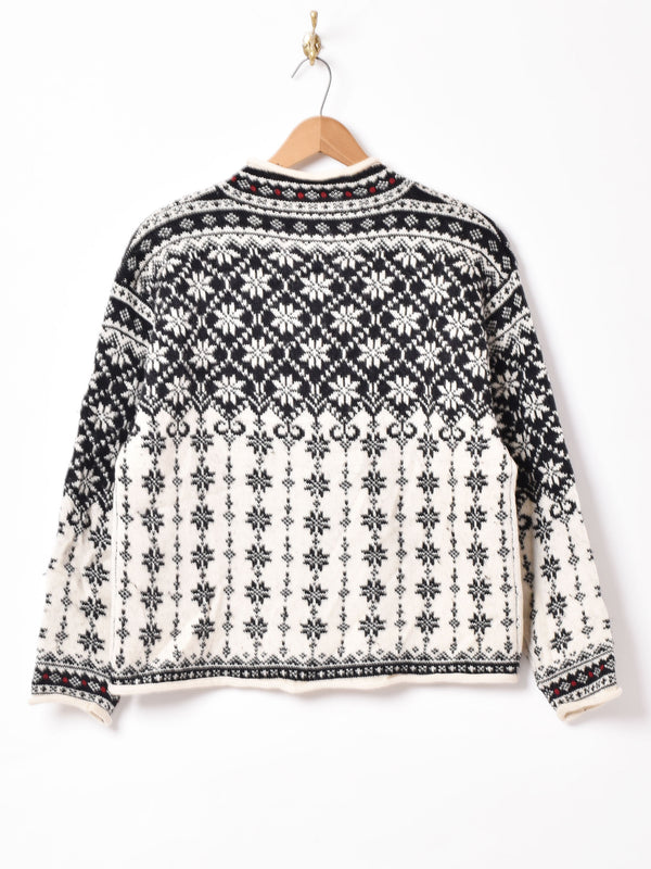 ハーフジップ 刺繍セーター